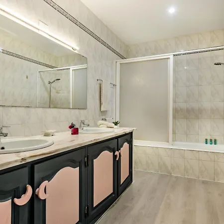 Villa Marina Hill